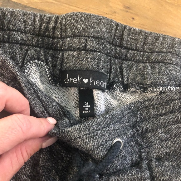 🚫 SOLD | Gray & Black Jogger Pull on Sweatpants w/ Pockets - Picture 7 of 10